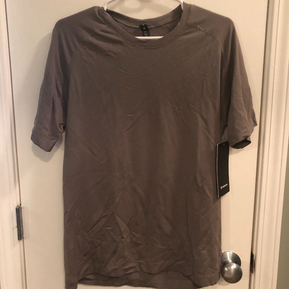 Men's Lululemon Metal Vent Tech Short Sleeve Shirt 2.0 - Gray